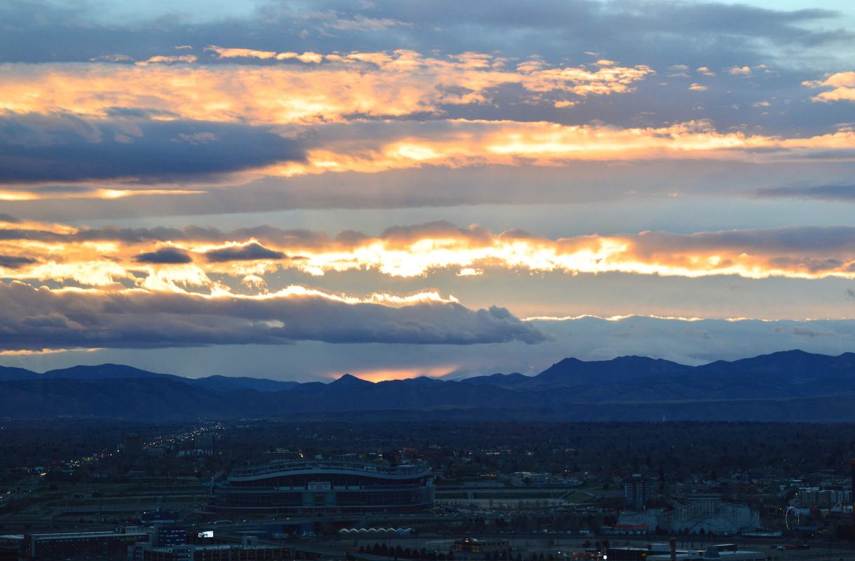 avis car rental boulder co