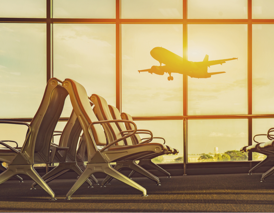 budget-airport-terminal-and-plane-900x700.jpg
